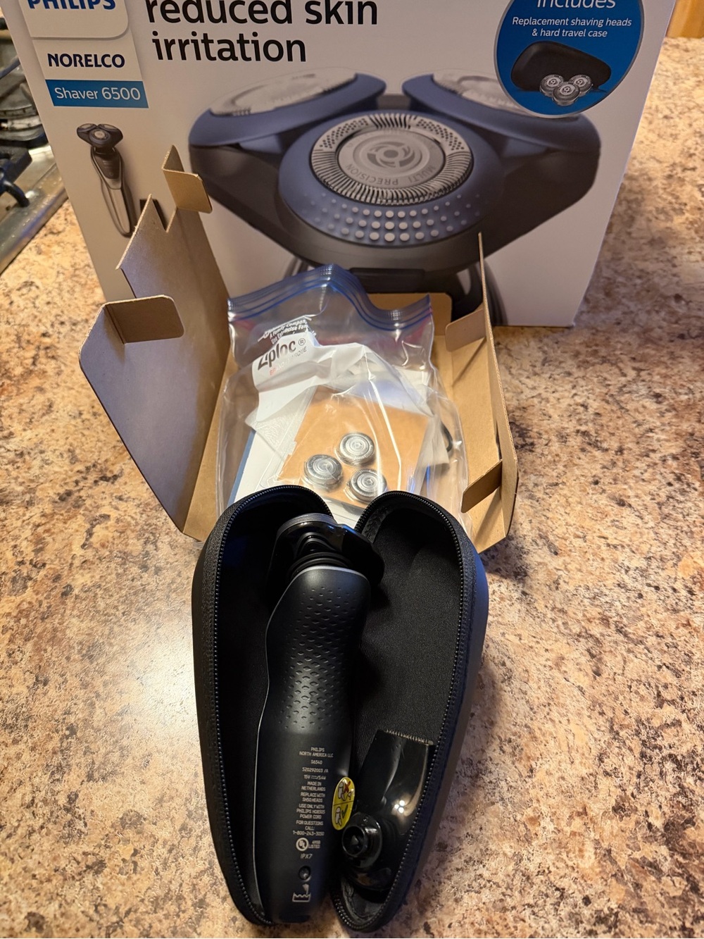 Philips Norelco Shaver 6500 - Black